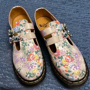 Dr Martens Floral Mary Jane
